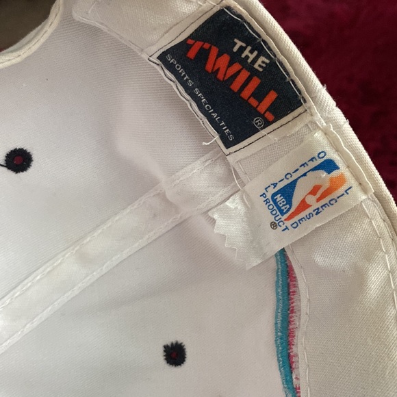 Vintage San Antonio Spurs basketball hat 🏀 - Picture 8 of 12